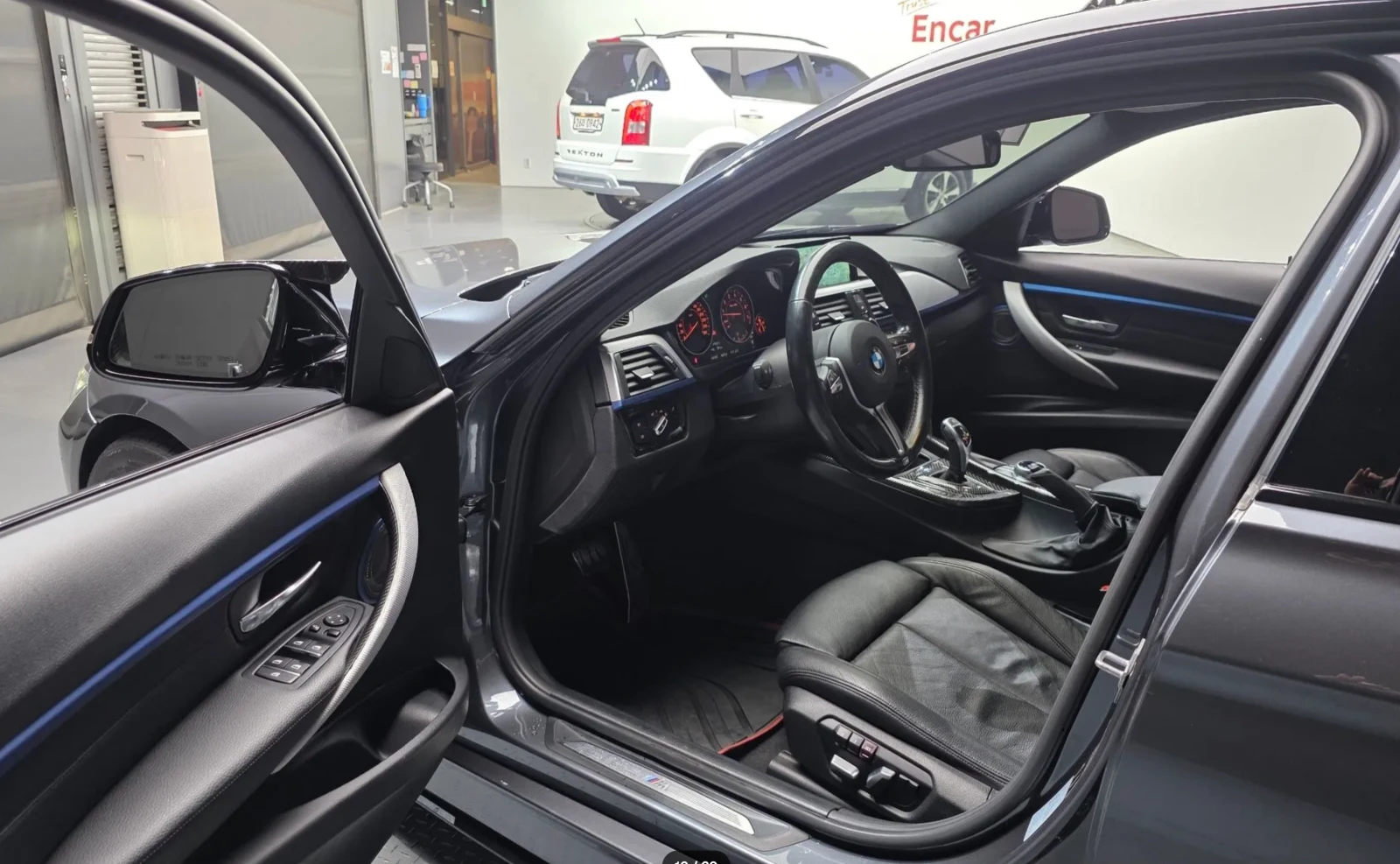 BMW 330 АВТОКРЕДИТ, снимка 8 - Автомобили и джипове - 54455418