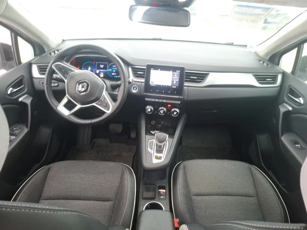 Renault Captur Intens, снимка 6 - Автомобили и джипове - 54477693