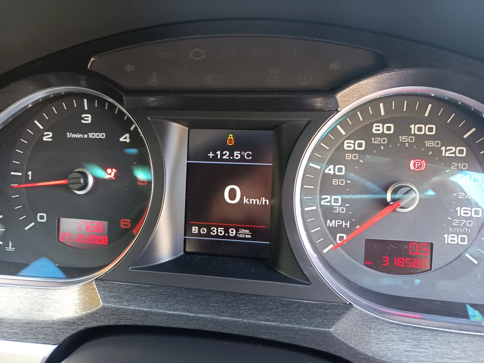 Audi A6 2.0 ТДИ ДЕСЕН ВОЛАН , снимка 5 - Автомобили и джипове - 54611768