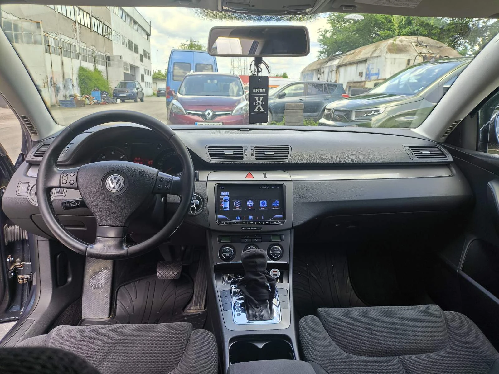VW Passat Passat Variant (3C5) 2.0 TDI 16V 140 HP, снимка 7 - Автомобили и джипове - 54669471