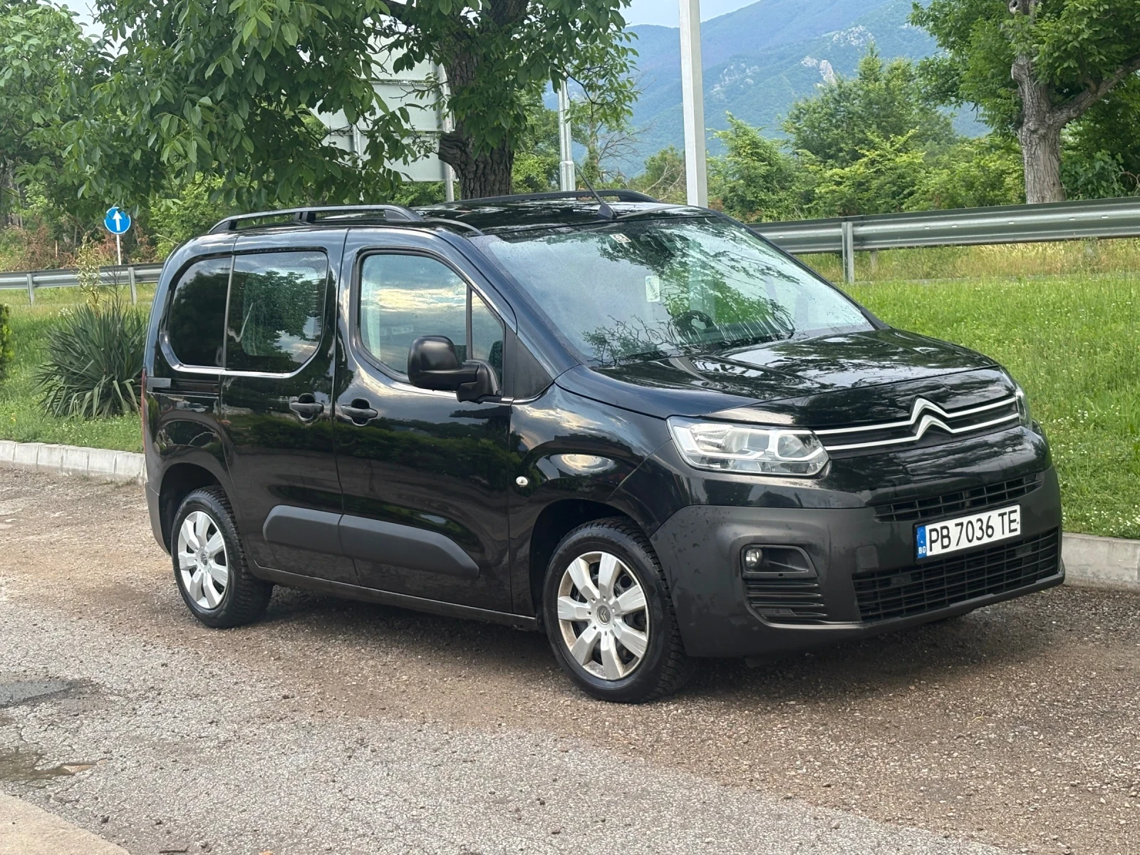 Citroen Berlingo, снимка 2 - Автомобили и джипове - 54772827