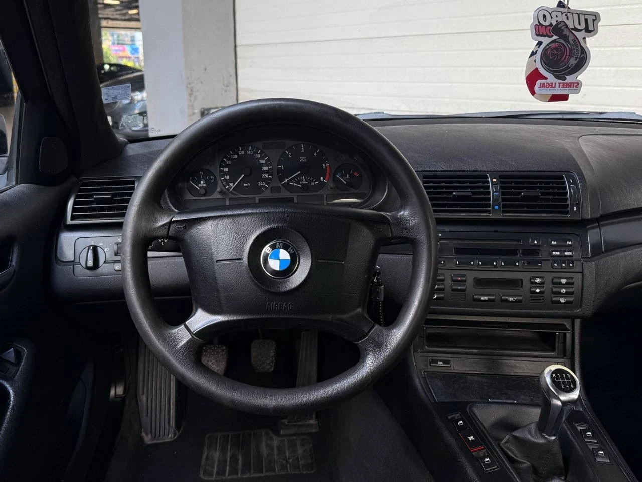 BMW 320 320D, снимка 12 - Автомобили и джипове - 54917500