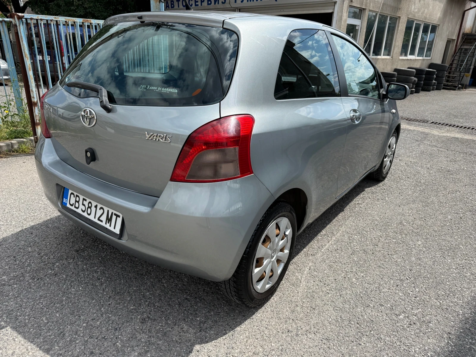 Toyota Yaris 1.3 верига , снимка 7 - Автомобили и джипове - 54971008