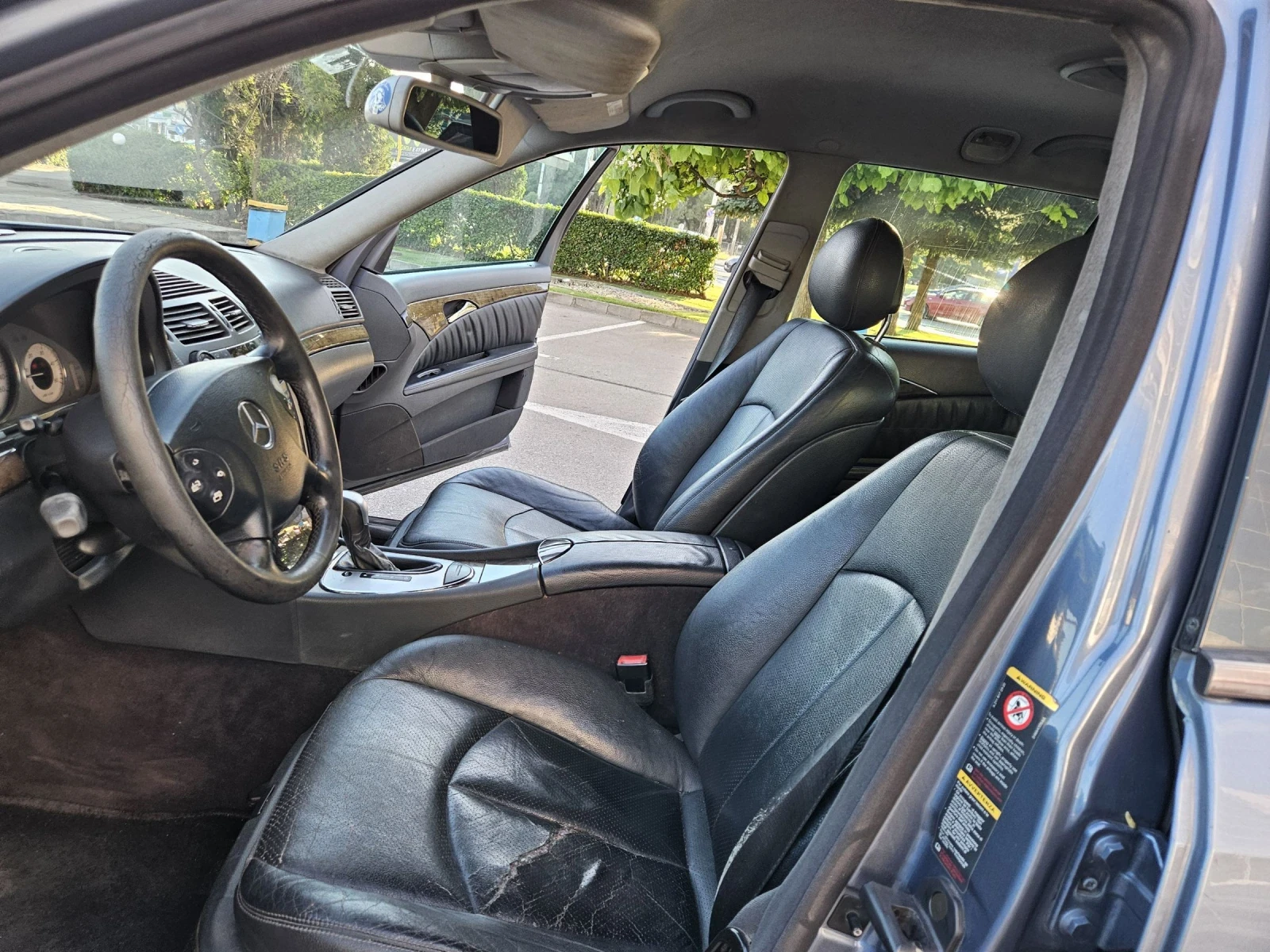 Mercedes-Benz E 320, снимка 6 - Автомобили и джипове - 54974769