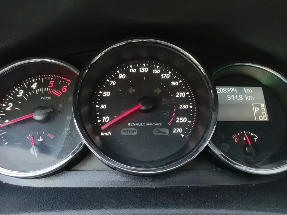 Renault Megane Gtandtour GT-Line, снимка 15 - Автомобили и джипове - 55248896