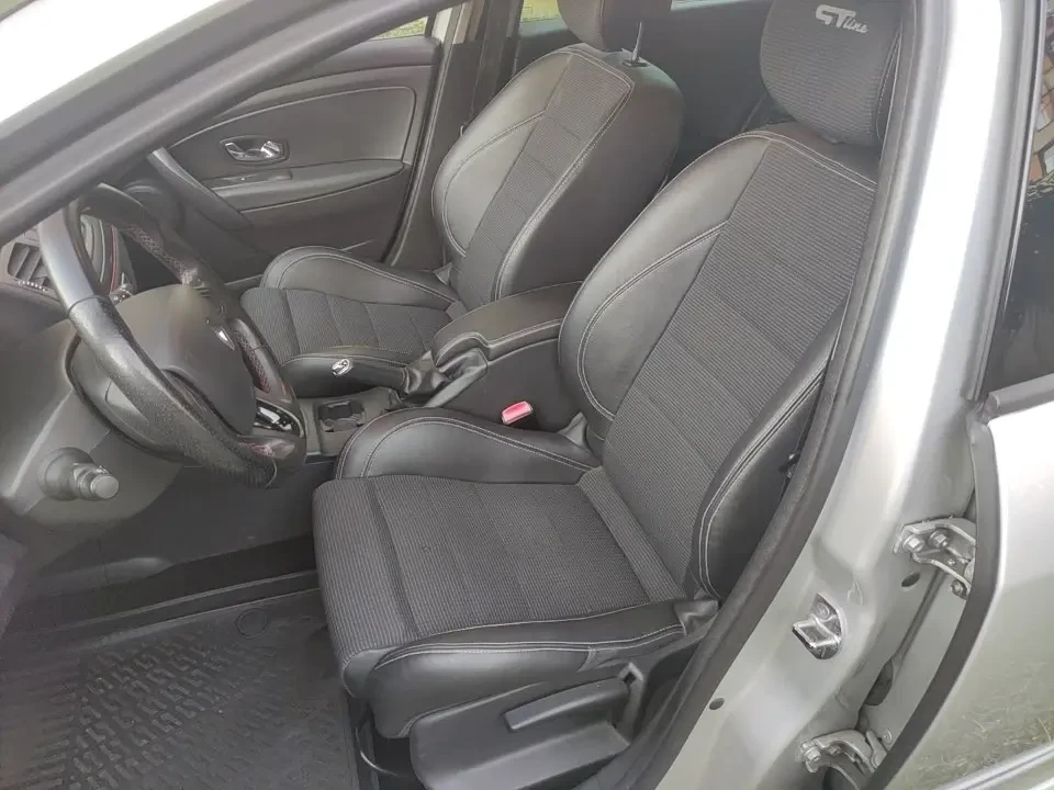 Renault Megane Gtandtour GT-Line, снимка 11 - Автомобили и джипове - 55248896