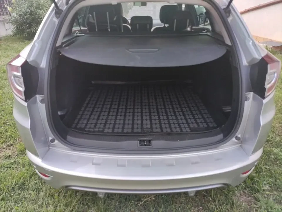 Renault Megane Gtandtour GT-Line, снимка 9 - Автомобили и джипове - 55248896
