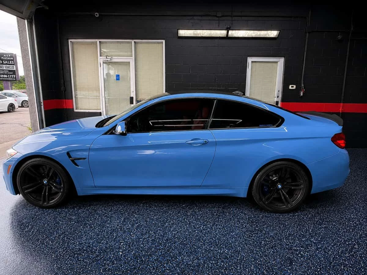 BMW M4 * Coupe YAS MARINA BLUE | RED INTERIOR | CARBON RO, снимка 4 - Автомобили и джипове - 55285262