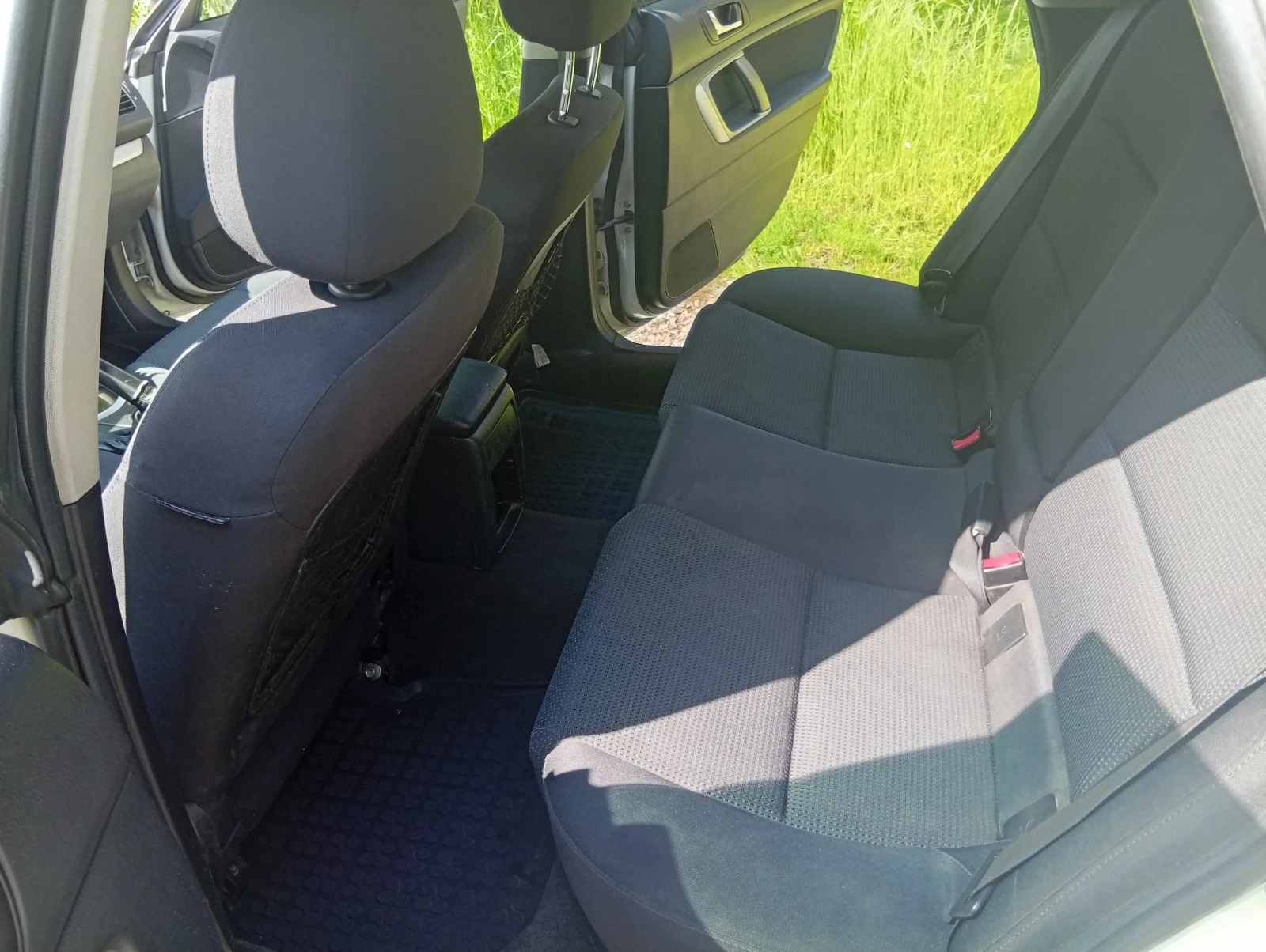 Subaru Outback, снимка 12 - Автомобили и джипове - 55342091