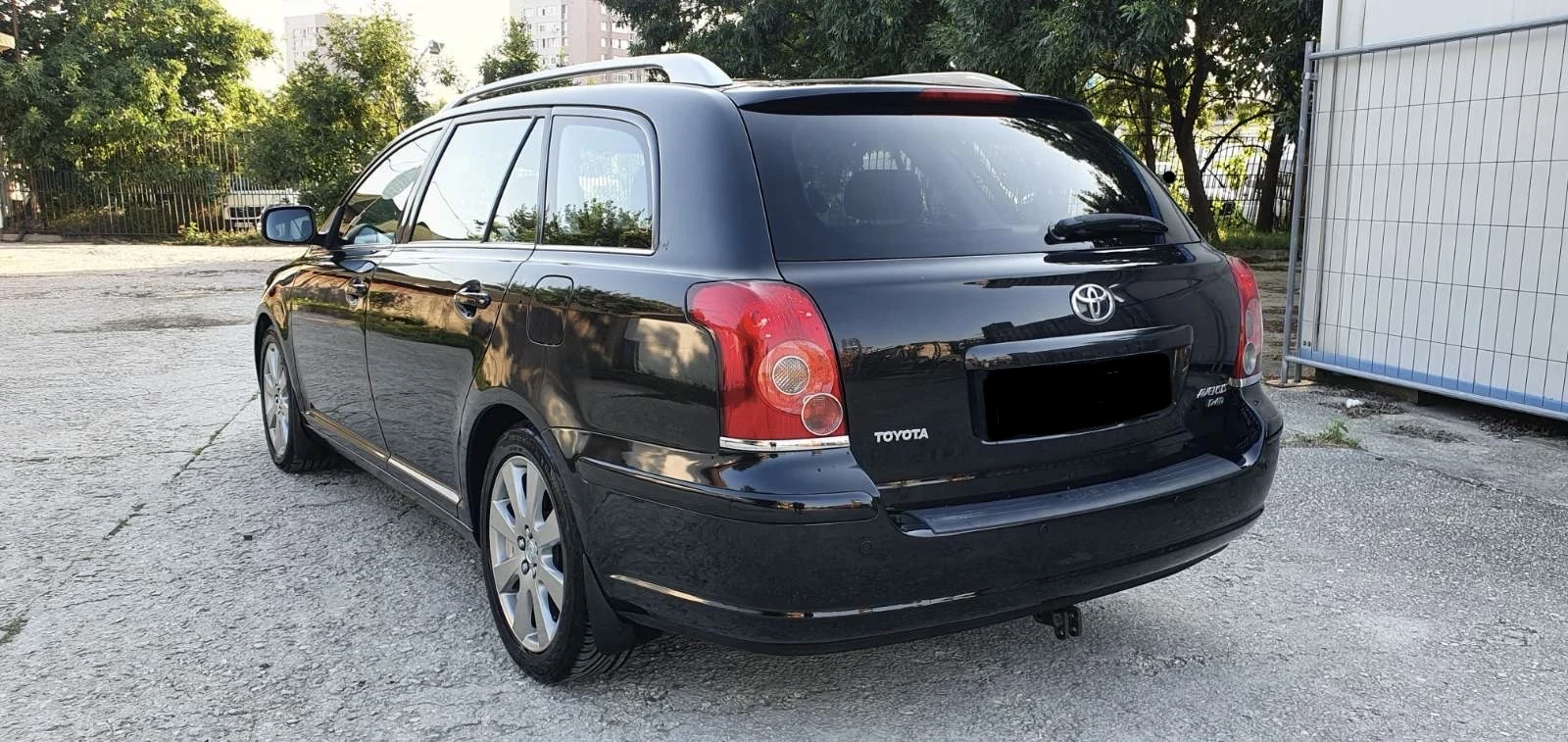 Toyota Avensis, снимка 2 - Автомобили и джипове - 55633972
