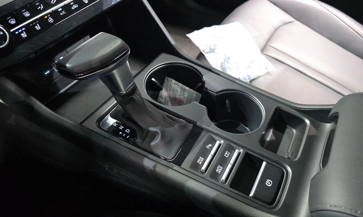 Hyundai Sonata 2.0 LPG Business 1  * koreiskikoli.bg * , снимка 9 - Автомобили и джипове - 55739743