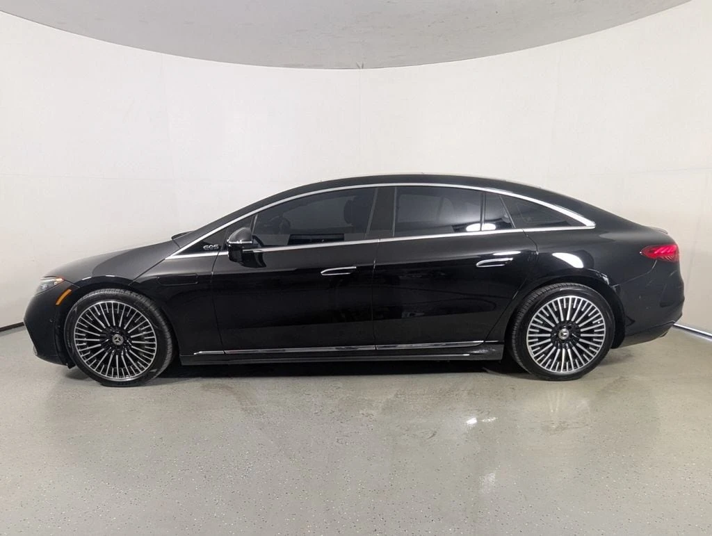 Mercedes-Benz EQS 580* AMG* Executive* Pinnacle-pkg* Масаж* Burmeste, снимка 4 - Автомобили и джипове - 55756002