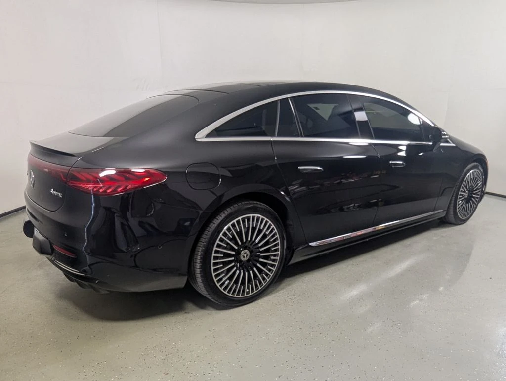 Mercedes-Benz EQS 580* AMG* Executive* Pinnacle-pkg* Масаж* Burmeste, снимка 6 - Автомобили и джипове - 55756002