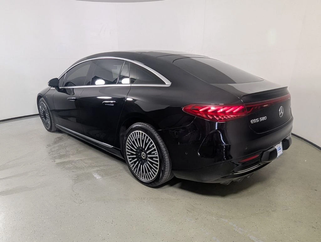 Mercedes-Benz EQS 580* AMG* Executive* Pinnacle-pkg* Масаж* Burmeste, снимка 5 - Автомобили и джипове - 55756002