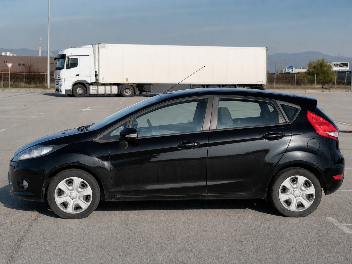 Ford Fiesta 1.25, снимка 3 - Автомобили и джипове - 55806673