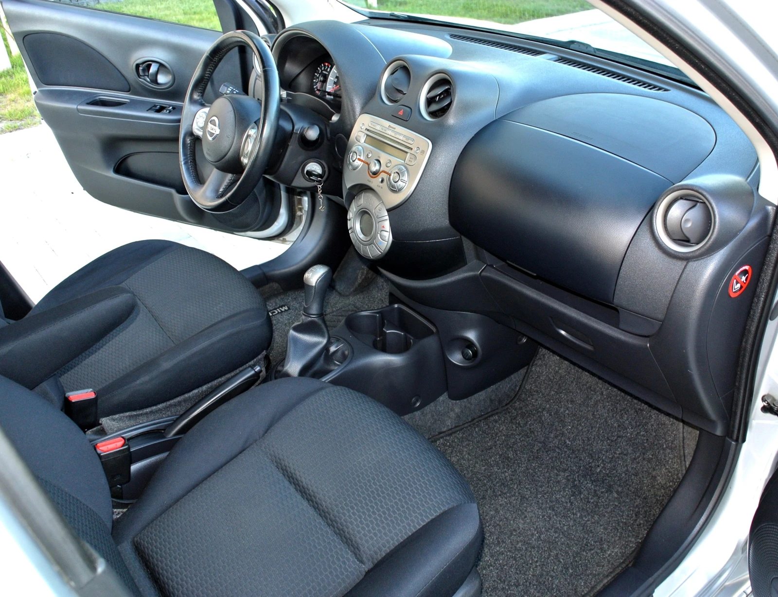 Nissan Micra РЕГИСТРИРАН * 1.2* КЛИМАТРОНИК* ЕВРО5В* АВТОПИЛОТ*, снимка 10 - Автомобили и джипове - 55853284