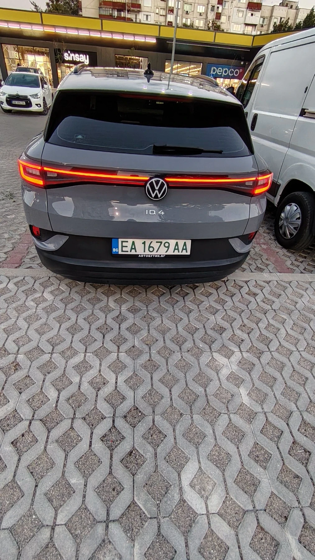 VW ID.4, снимка 5 - Автомобили и джипове - 55947157