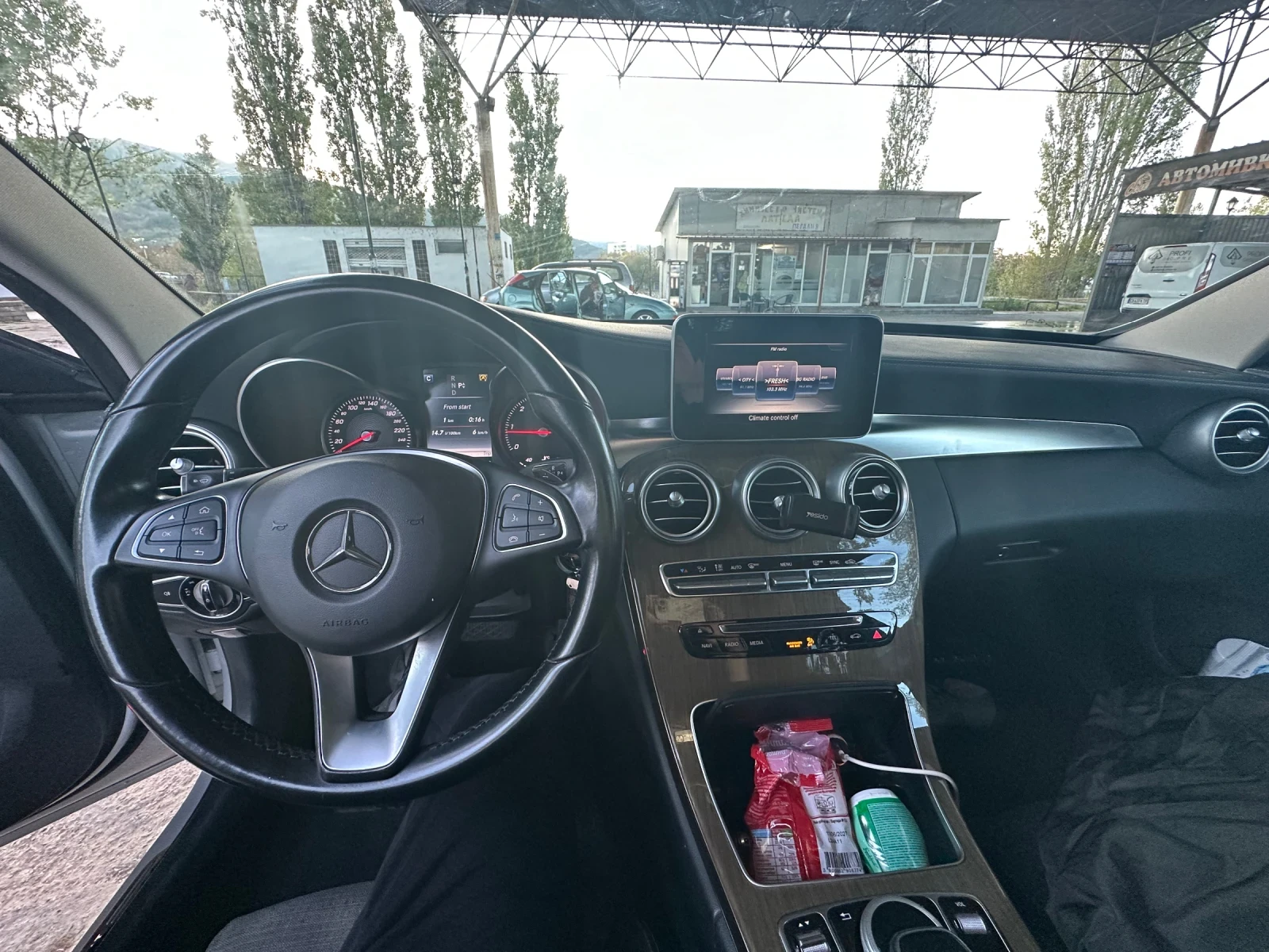 Mercedes-Benz C 220, снимка 8 - Автомобили и джипове - 56638989