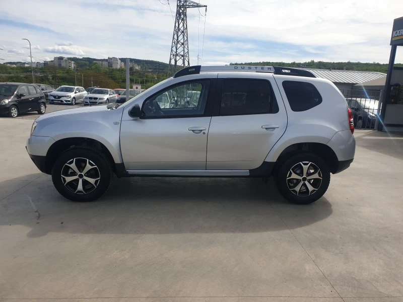 Dacia Duster 1.2ТСЕ, снимка 2 - Автомобили и джипове - 47251384