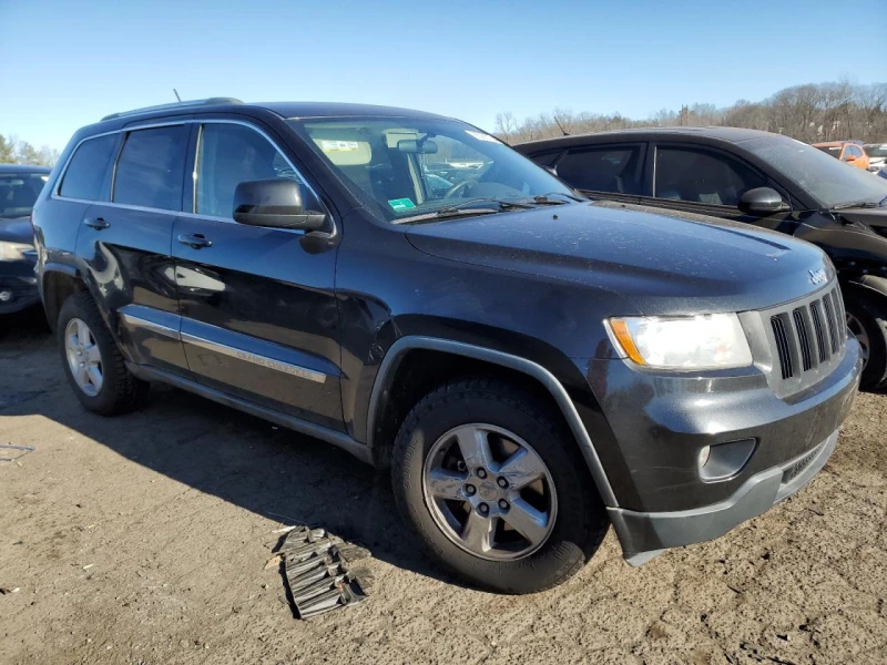 Jeep Grand cherokee LAREDO 3.6i/Става на ГАЗ, снимка 1 - Автомобили и джипове - 48951445