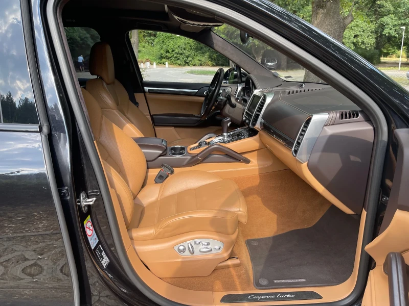 Porsche Cayenne TURBO, снимка 14 - Автомобили и джипове - 52014258