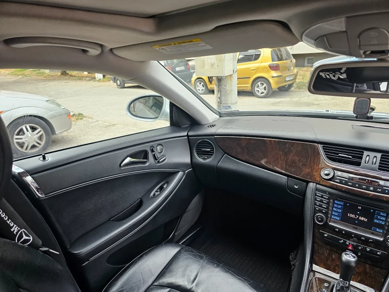 Mercedes-Benz CLS 500 ClS 500 306, снимка 5 - Автомобили и джипове - 51870691