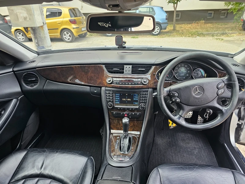 Mercedes-Benz CLS 500 ClS 500 306, снимка 4 - Автомобили и джипове - 51870691
