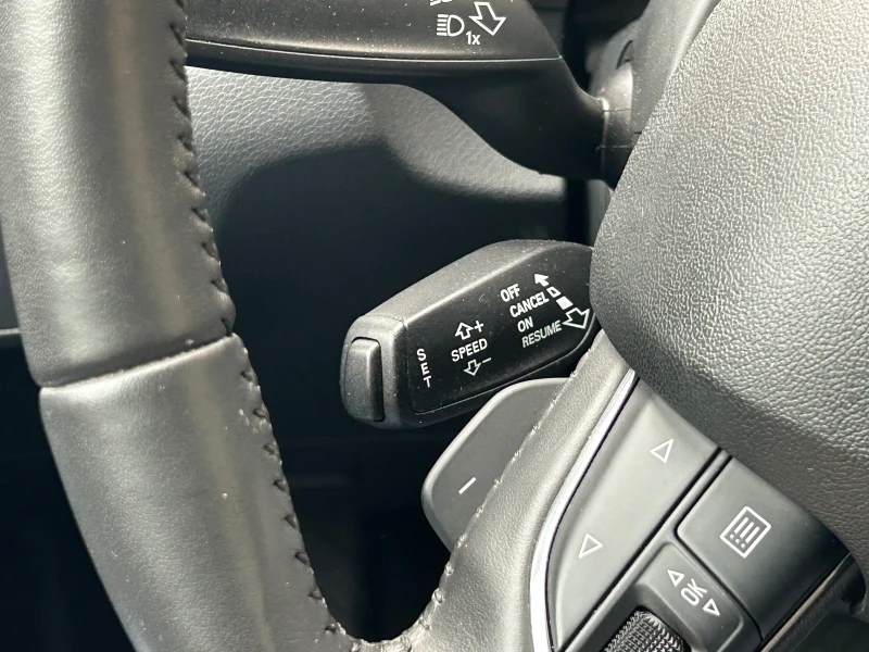 Audi Q3 2.0TFSI, снимка 12 - Автомобили и джипове - 52327431