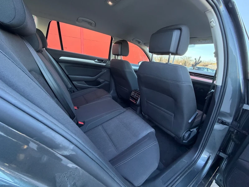 VW Passat 2.0TDI* DSG* Автоматик* B8, снимка 9 - Автомобили и джипове - 52812914