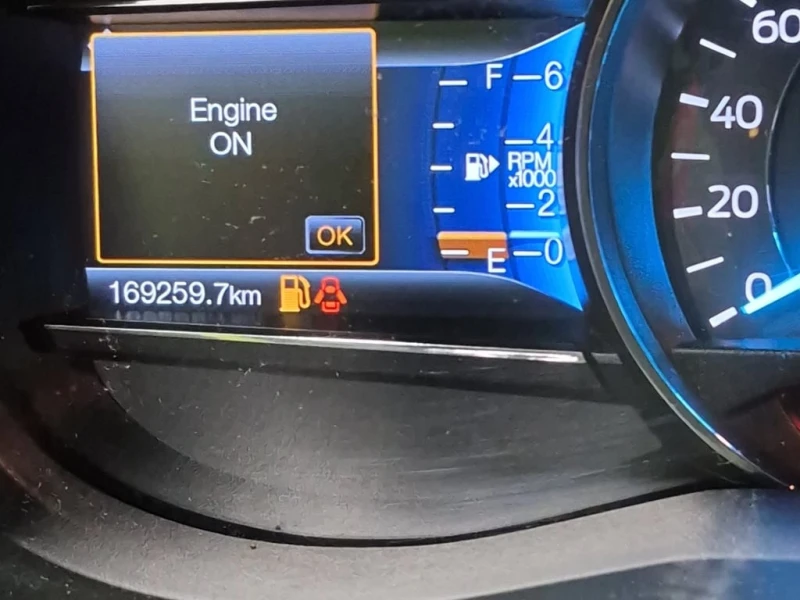 Ford Explorer * XLT * CARFAX * БЕЗ ПЪРВОНАЧАЛНА ВНОСКА, снимка 8 - Автомобили и джипове - 52848294