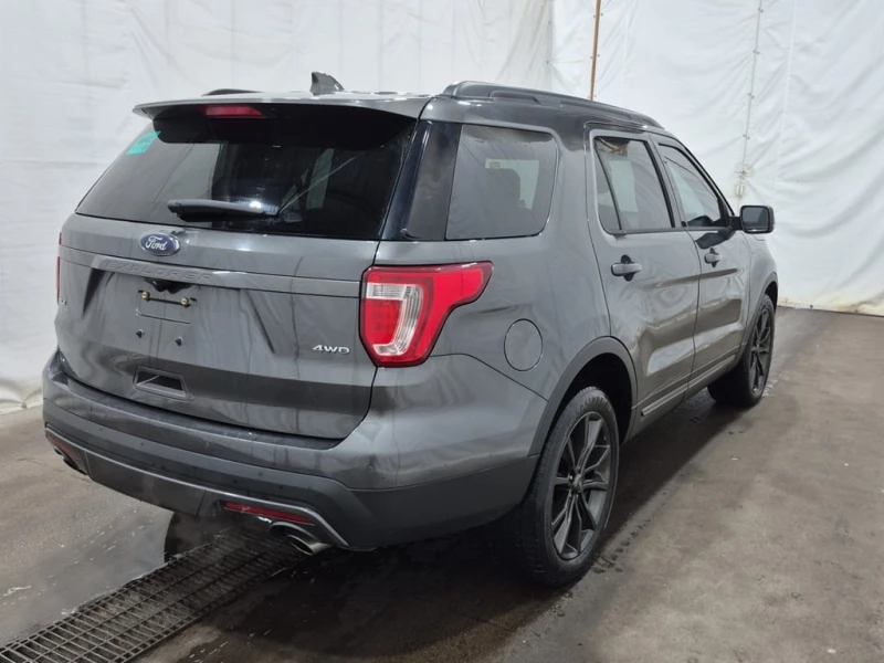 Ford Explorer * XLT * CARFAX * БЕЗ ПЪРВОНАЧАЛНА ВНОСКА, снимка 3 - Автомобили и джипове - 52848294