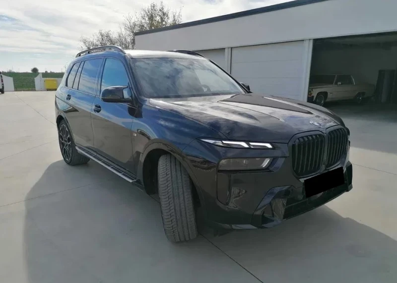 BMW X7 40d xDrive M-Sport, снимка 2 - Автомобили и джипове - 52881623