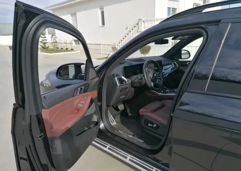 BMW X7 40d xDrive M-Sport, снимка 6 - Автомобили и джипове - 52881623