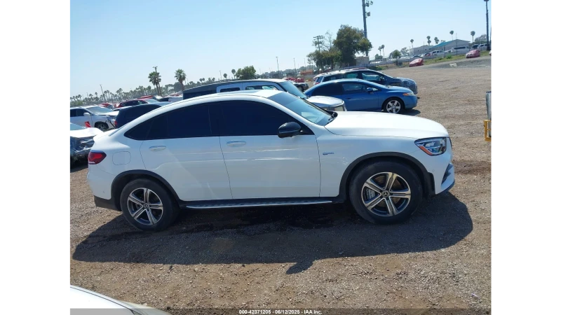 Mercedes-Benz GLC 43 AMG 4MATIC COUPE, снимка 6 - Автомобили и джипове - 53127370