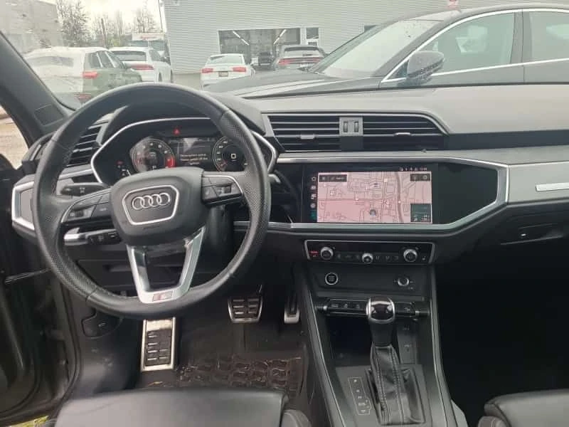 Audi Q3 * PROGRESSIV * CARFAX * DIGITAL * PANO, снимка 11 - Автомобили и джипове - 53605988