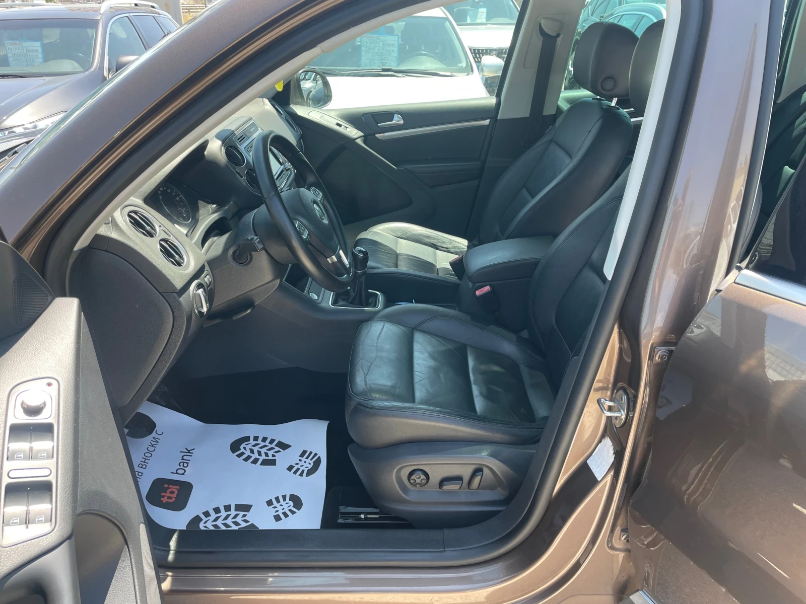 VW Tiguan Navi Panorama Full - изображение 10