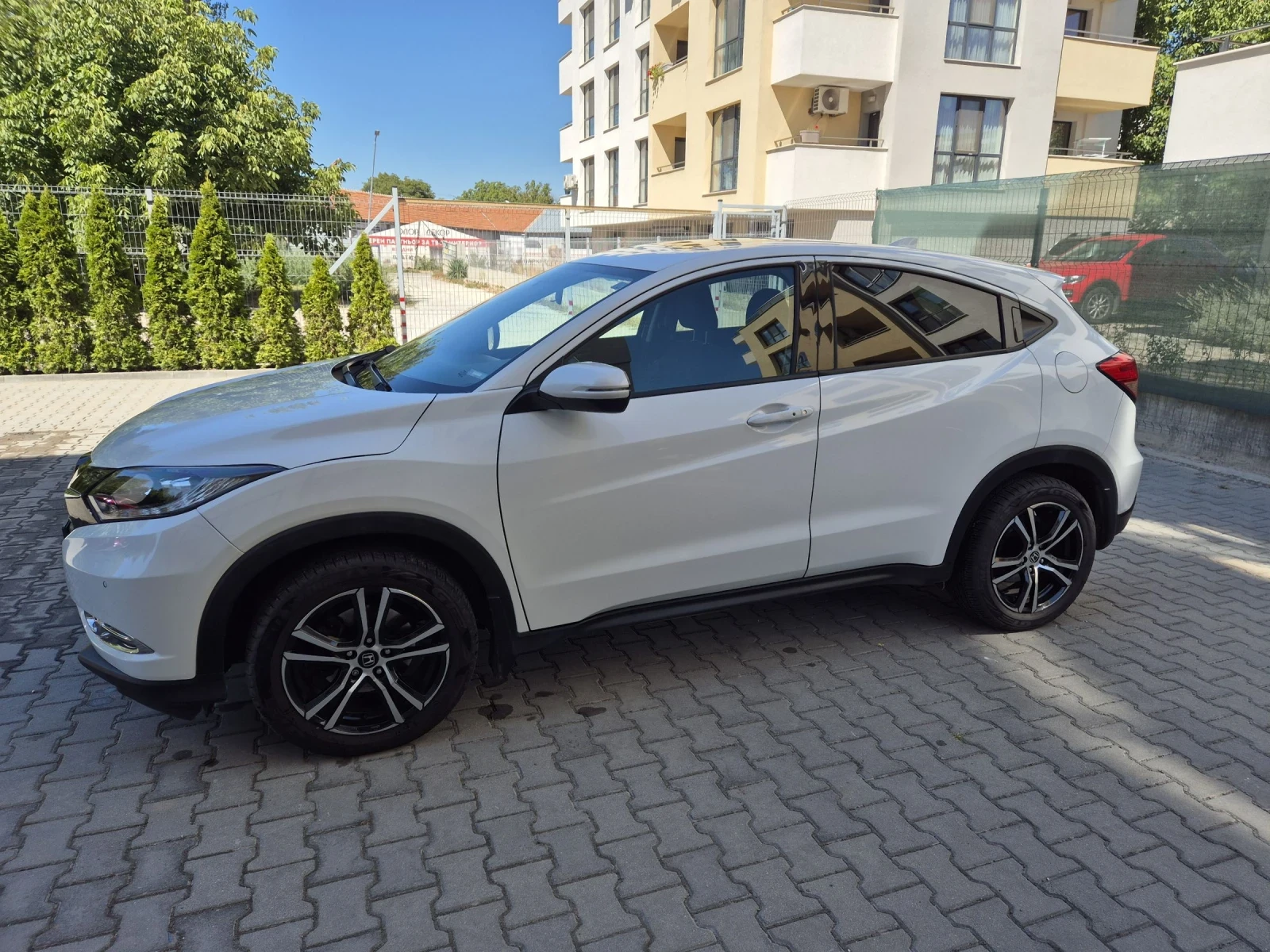 Honda Hr-v 4х4, 1.8i, АГУ - изображение 3