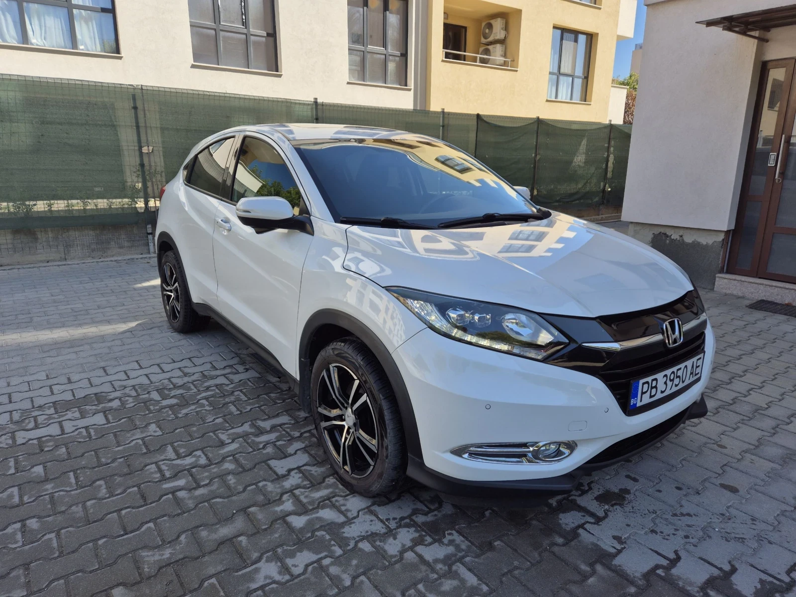 Honda Hr-v 4х4, 1.8i, АГУ - изображение 2