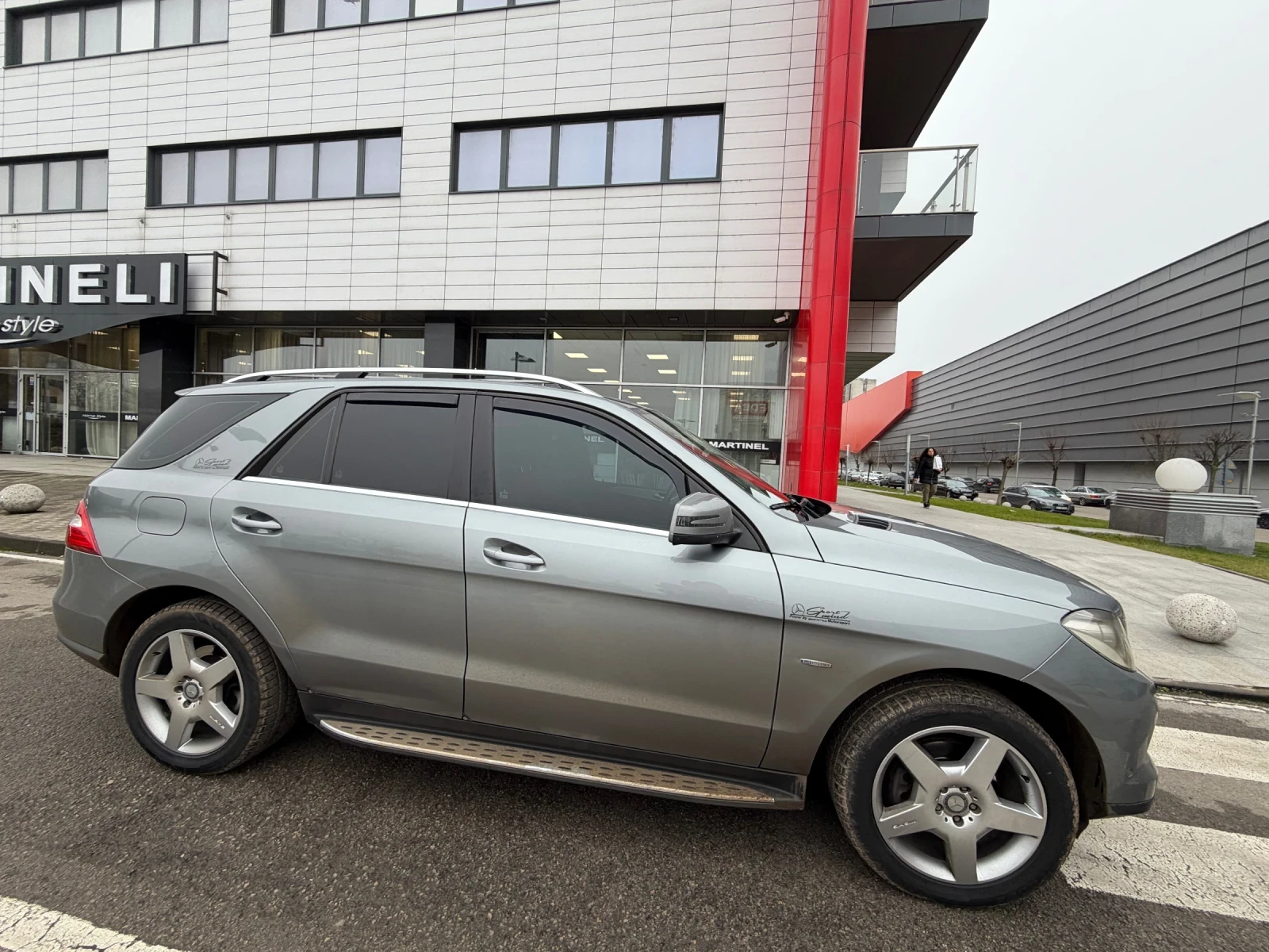 Mercedes-Benz ML 350 AMG* LED* Регистриран* Шибедах*  - изображение 3