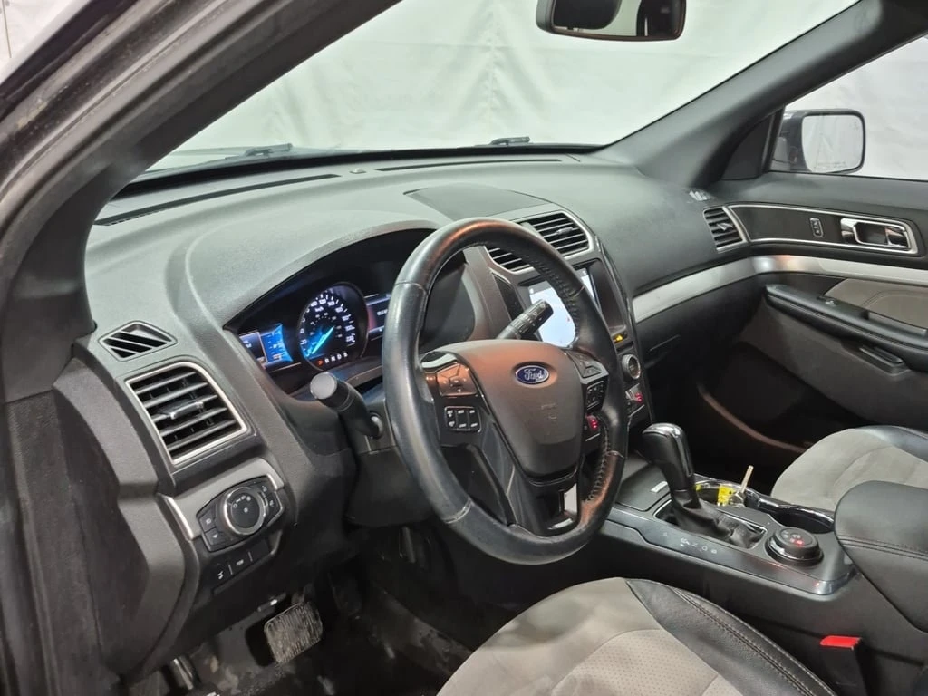 Ford Explorer * XLT * CARFAX * БЕЗ ПЪРВОНАЧАЛНА ВНОСКА - изображение 9