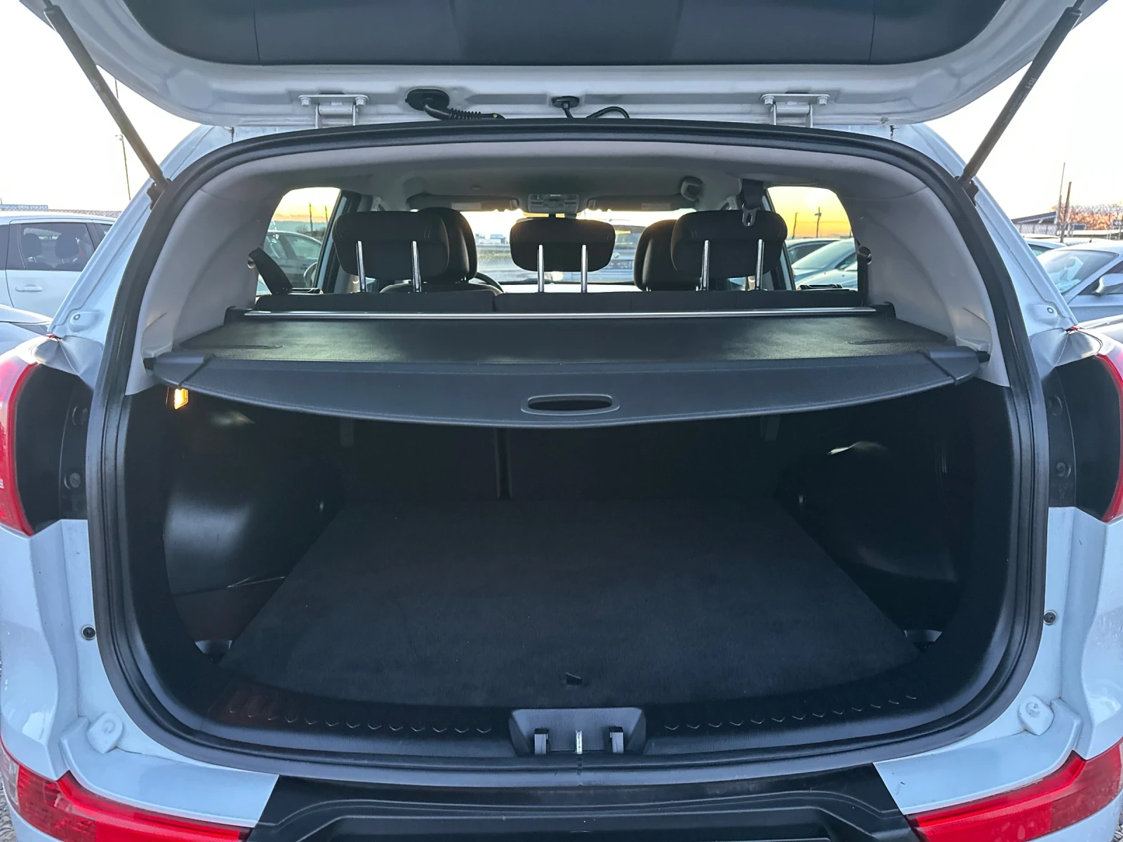 Kia Sportage 1.6i 136kc ������ ���������  | Mobile.bg � ����������� 12