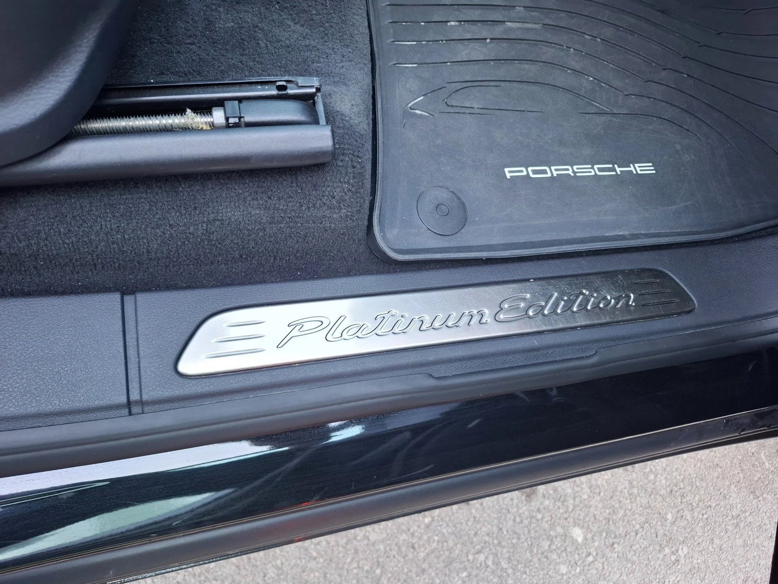 Porsche Cayenne CLEAN TITLE!, снимка 9 - Автомобили и джипове - 53808889