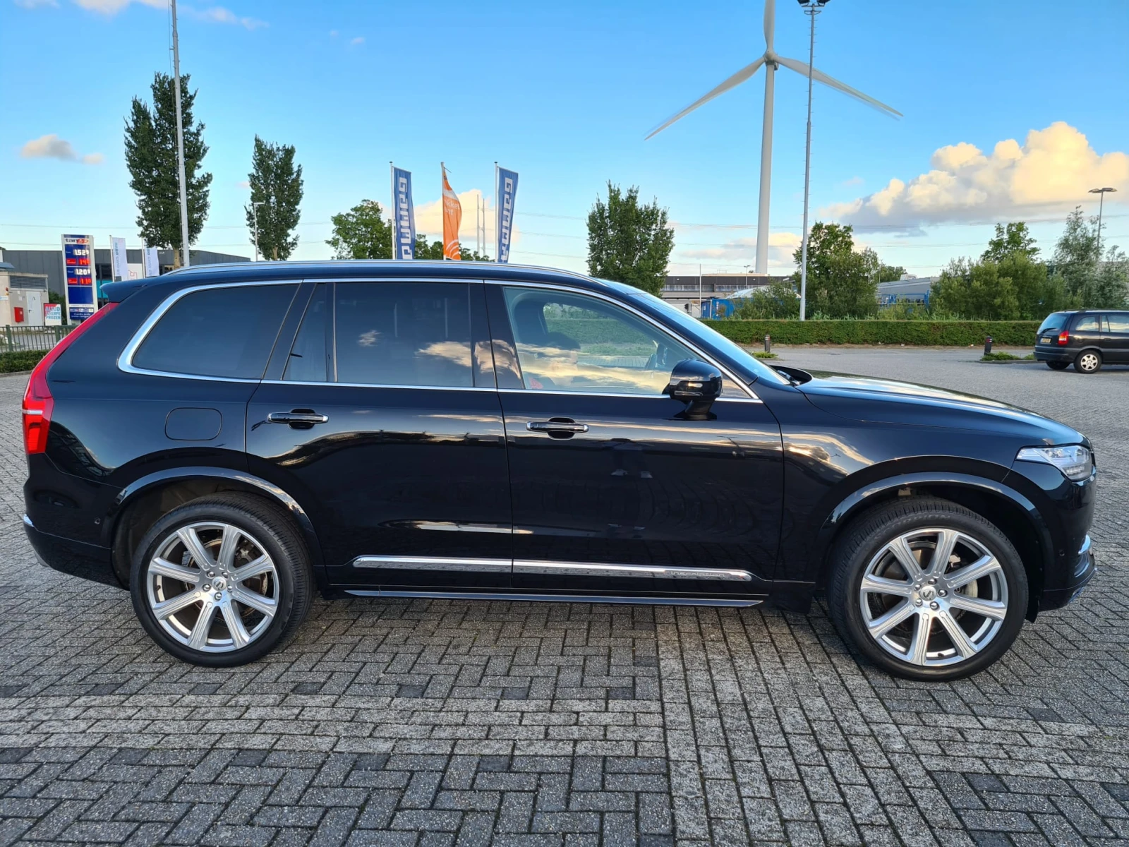Volvo Xc90, снимка 2 - Автомобили и джипове - 54000023