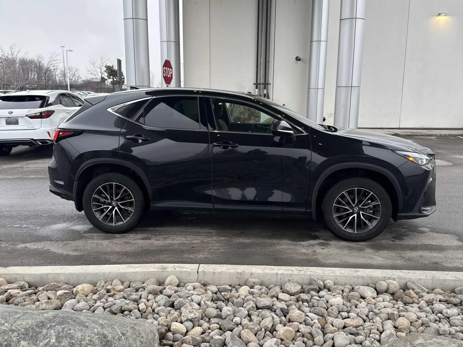Lexus NX 350h * * CARFAX * * АВТО КРЕДИТ * * , снимка 4 - Автомобили и джипове - 54058897