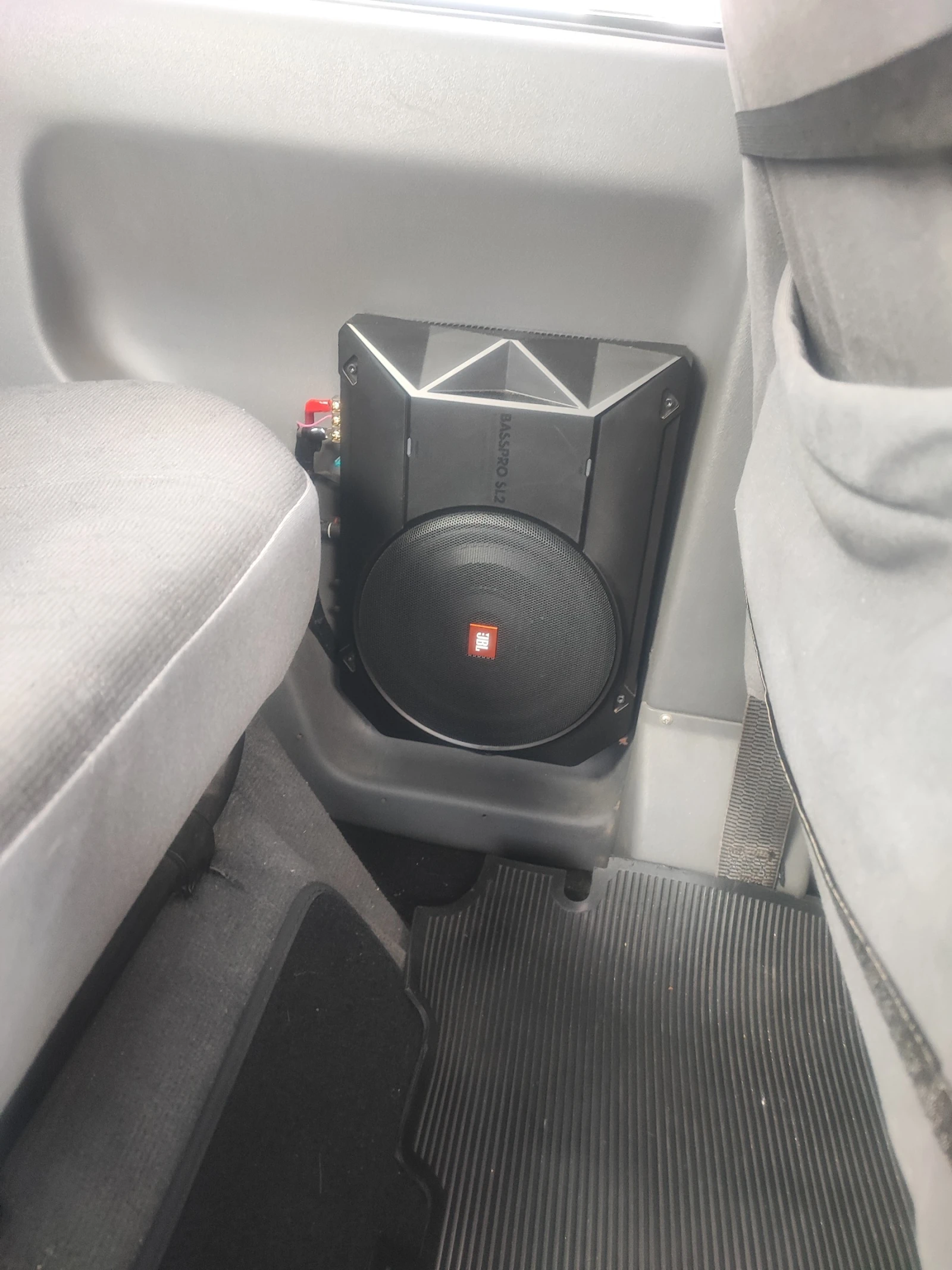 Land Rover Discovery, снимка 10 - Автомобили и джипове - 54097865