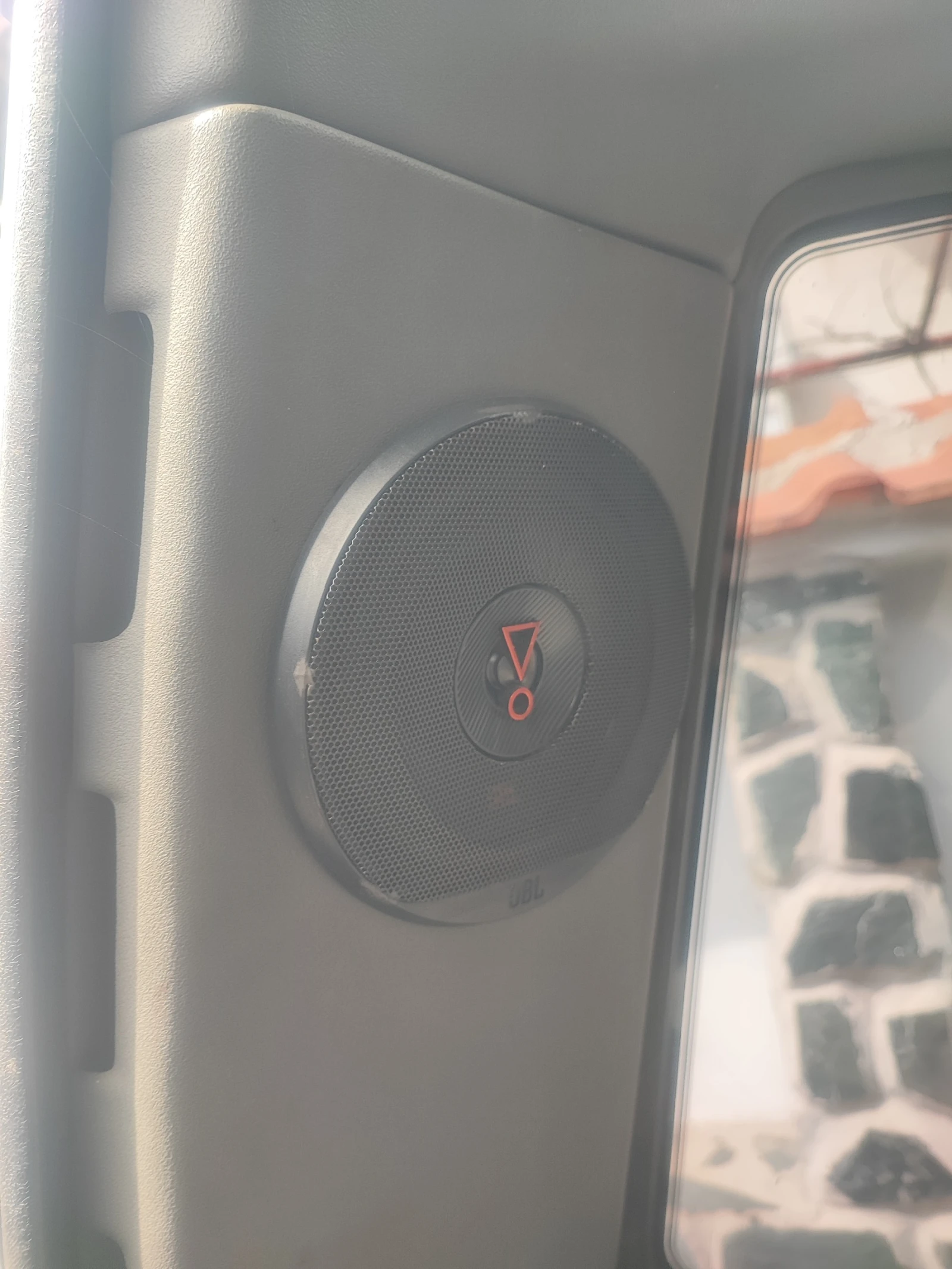 Land Rover Discovery, снимка 14 - Автомобили и джипове - 54097865