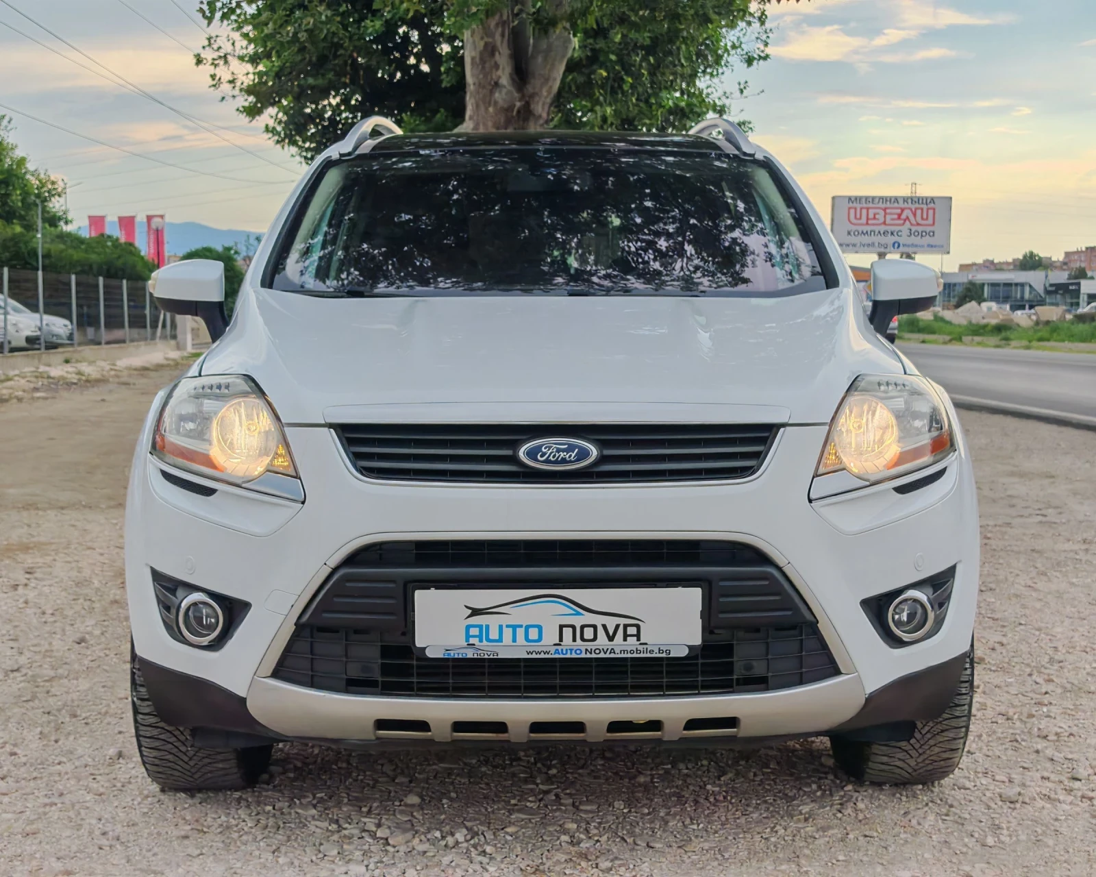 Ford Kuga 2.0 136 К.С ДИЗЕЛ!4X4! ПАНОРАМА! , снимка 2 - Автомобили и джипове - 54874765