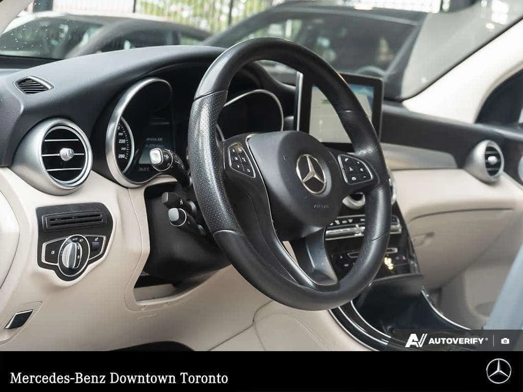 Mercedes-Benz GLC 300 * CARFAX * ФИКСИРАНА ЦЕНА ДО БГ * , снимка 6 - Автомобили и джипове - 55534815