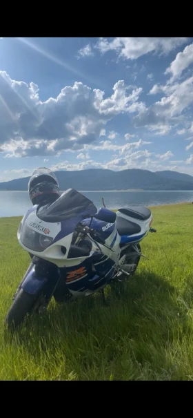 Suzuki Gsxr | Mobile.bg    3