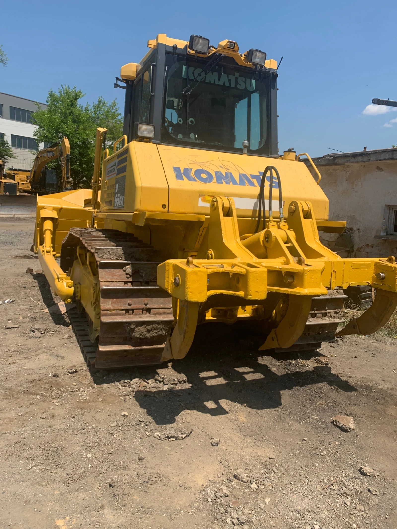 Булдозер Komatsu D65EX-17 - изображение 4